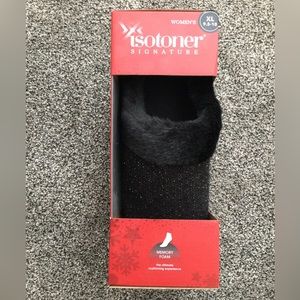 Isotoner Signature Women’s Slipper / NWT / Memory Foam / XL 9.5 - 10 / Black